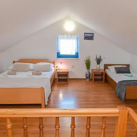 House Silvijo Holiday home Pag Town